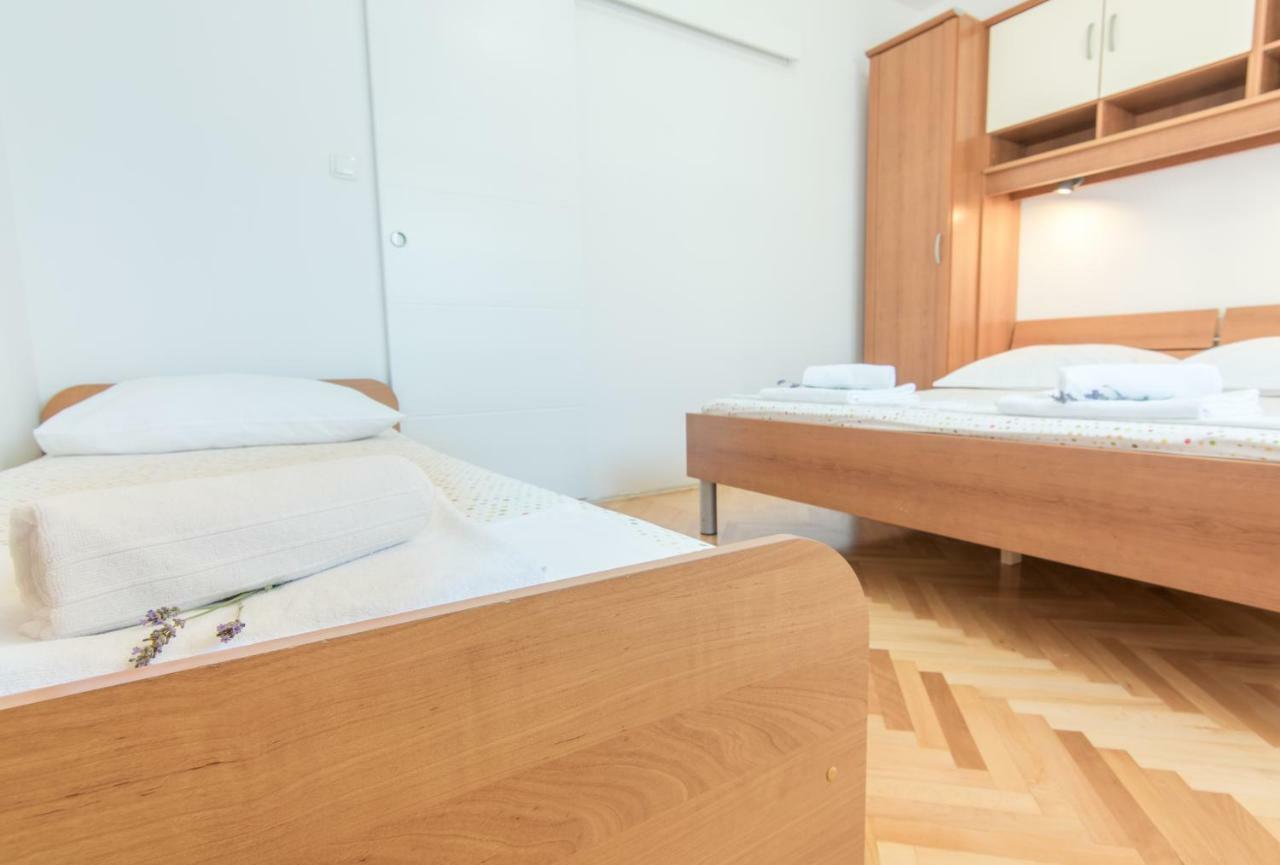 Apartment Holiday Makarska Exterior photo