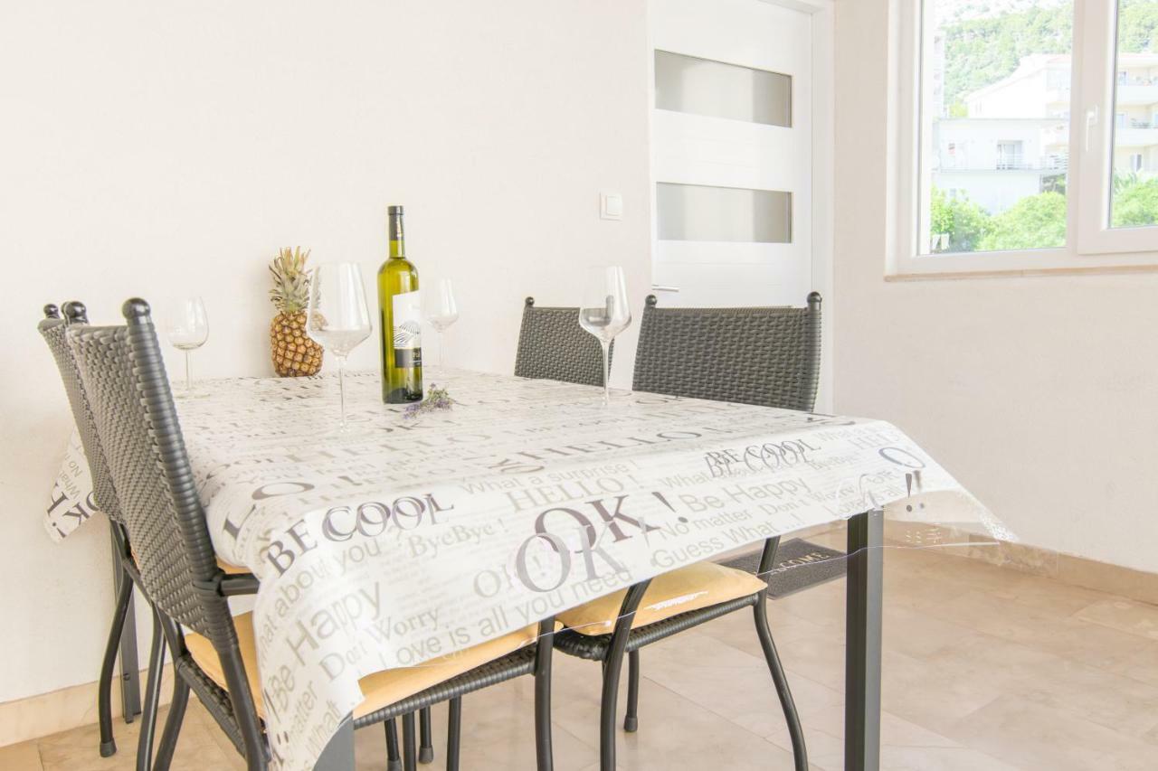 Apartment Holiday Makarska Exterior photo